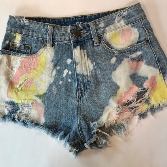 BDG Pants - BDG HIGH RISE DREE CHEEKY PAINT Distress Shorts